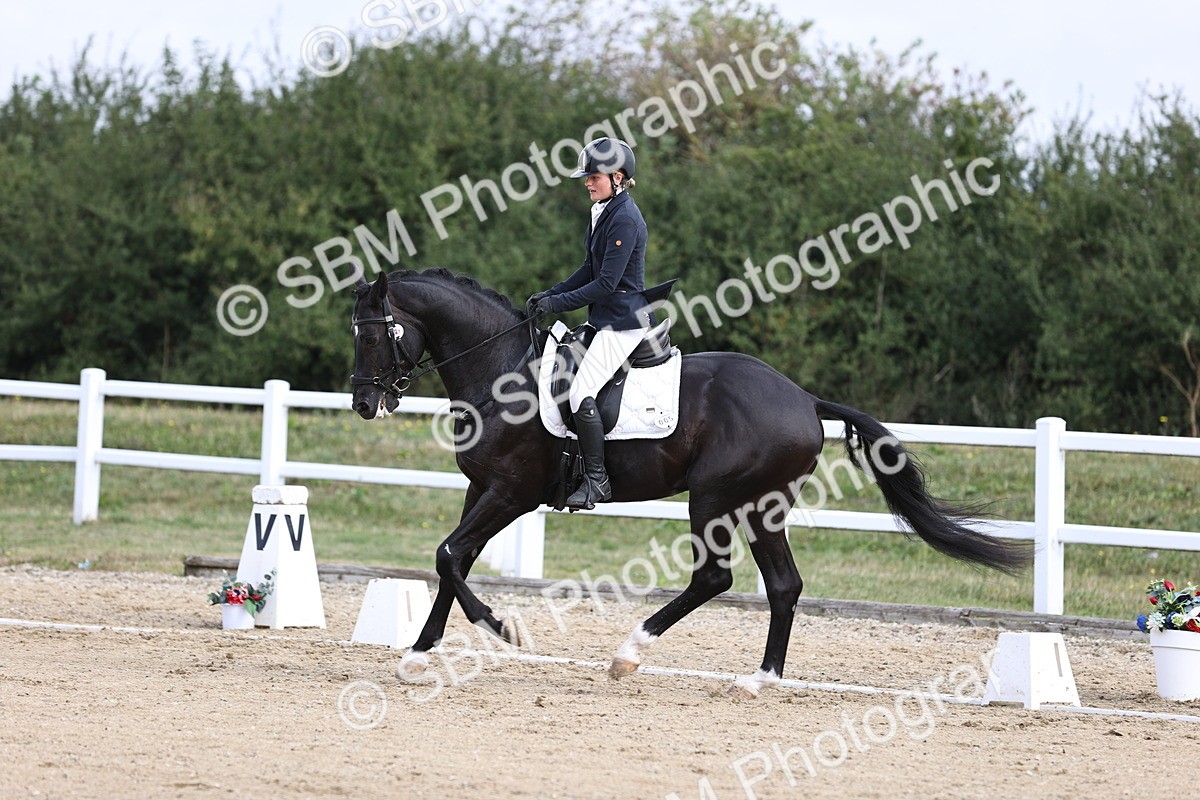 SBM_015424 - Class 14 - Novice 23 - 9.05-10.08