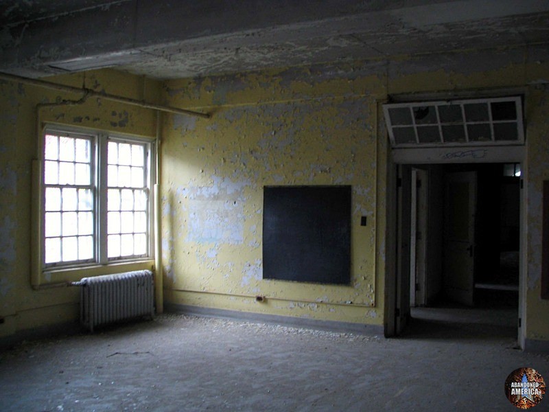  - Athina State Hospital Tuberculosis Ward*