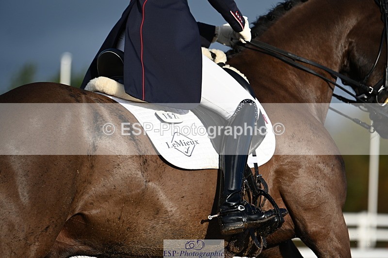 240218A-090941-05023 - 162-Holly.Kerslake-Totil.Platinum