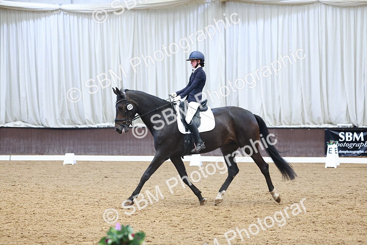 0B8A9185 - Class 6 - Novice 3