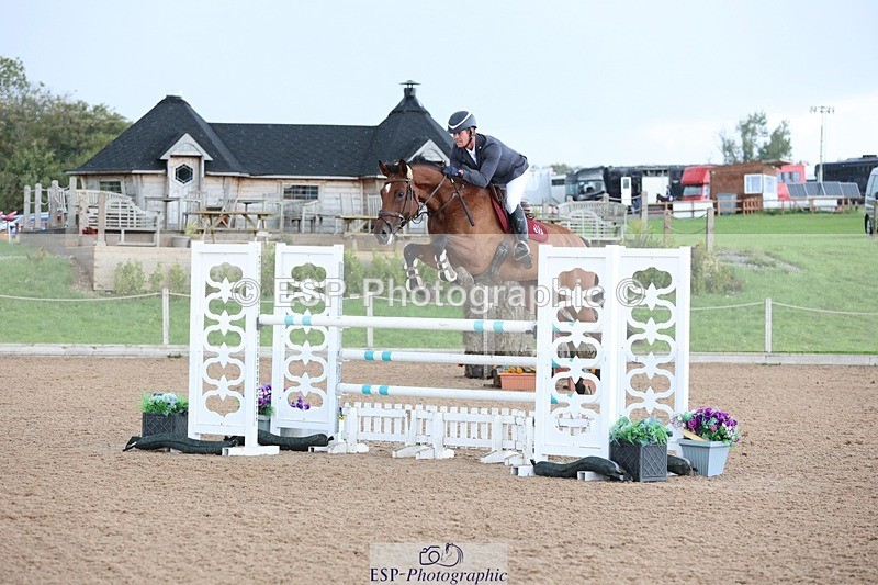 250911-123457-01500 - Cls 3 Snr Foxhunter