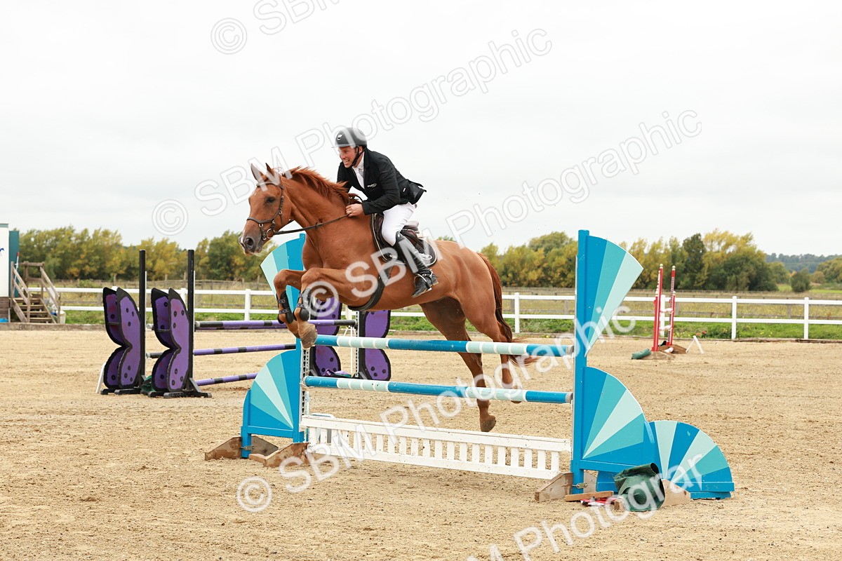 1I0A7627 - Class 4 - Senior Newcomers 1.10m