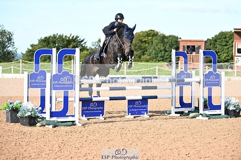 240913A-101640-03444 - Cls 13 Snr 1.05m & 1.10m Open