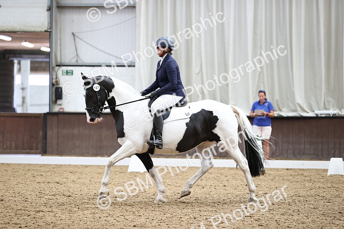 SBM_001826 - Novice 4 - 11.15-13.22