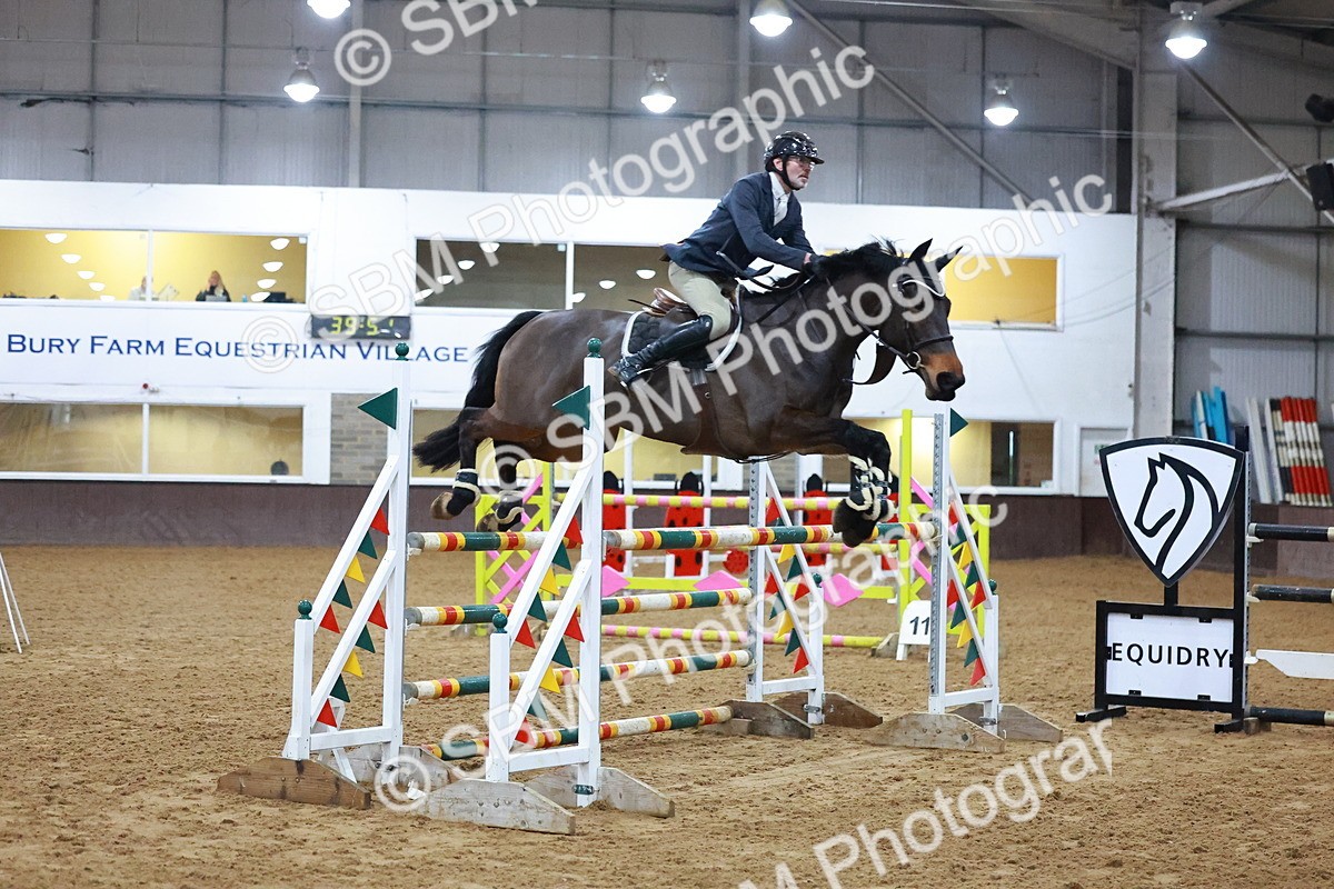 SBM_002301 - Class 5 - Senior Foxhunter 1.20m