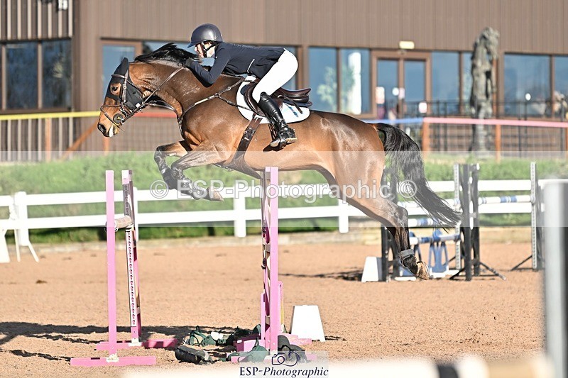 241120X-134909-00618 - Cls 05A&B Snr Fox & 120 Open