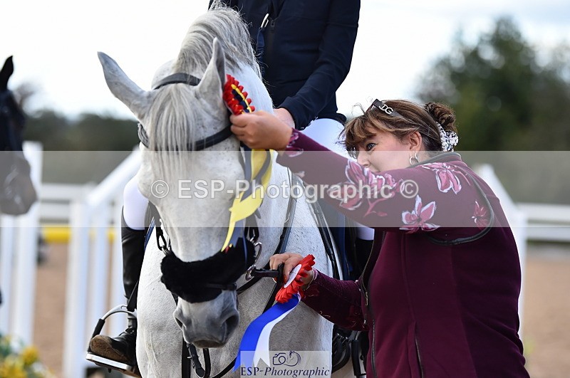 231014A-145552-05390 - Cls 15 1.05m Amateur Q 2nd R