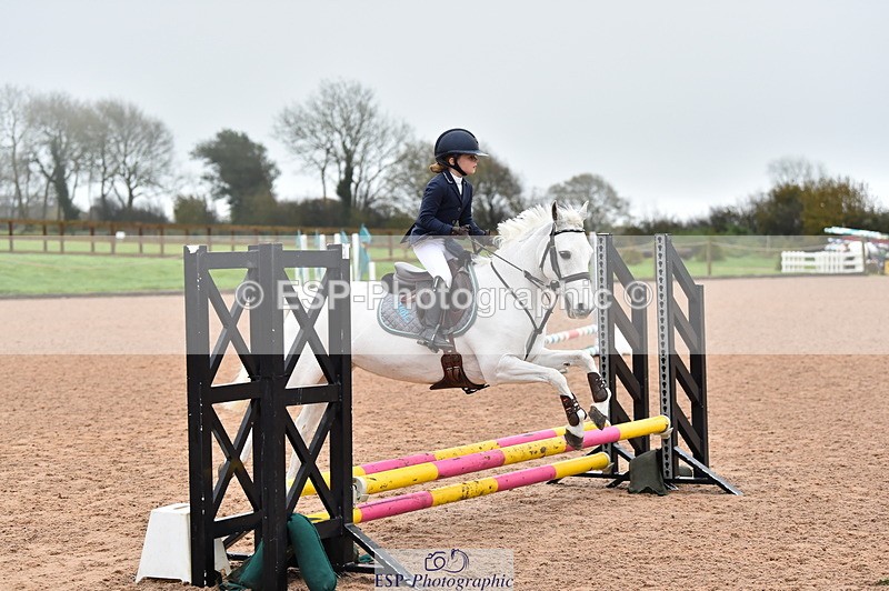 231118A-092756-00841 - Cls 16+17 Club and Schools 60cm