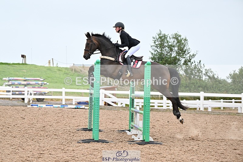 240703A-131518-00432 - Cls 05 Snr Fox & 1.20 Open