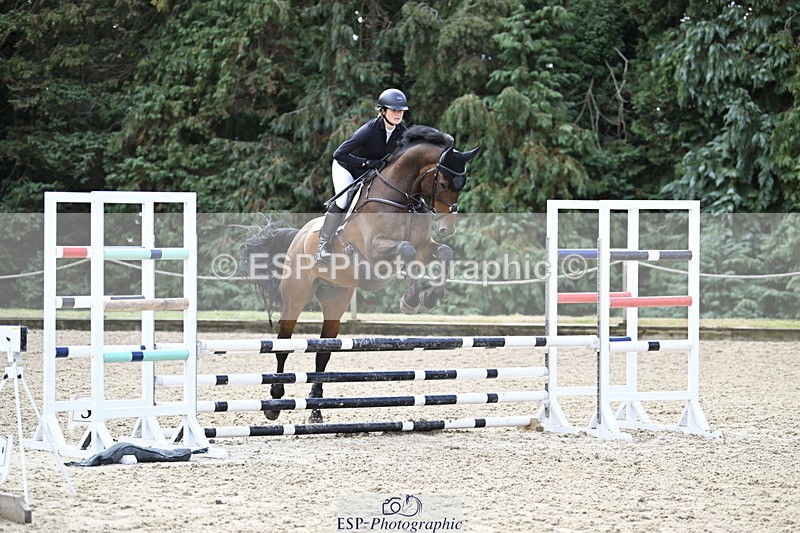 250830A-102841-05591 - Cls 21 British Novice and 90cm Open