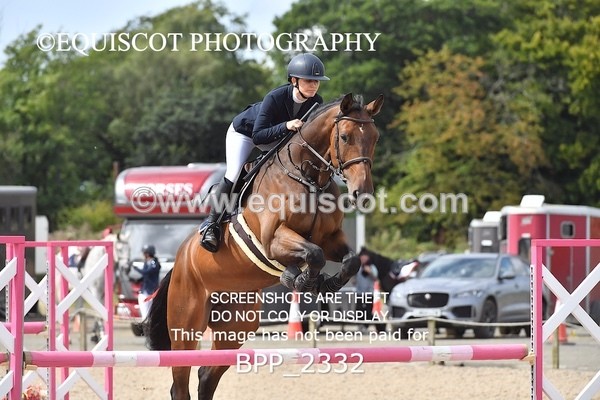 BPP_2332 - CLASS 17 SUN Senior Newcomers/ 1.10m Open