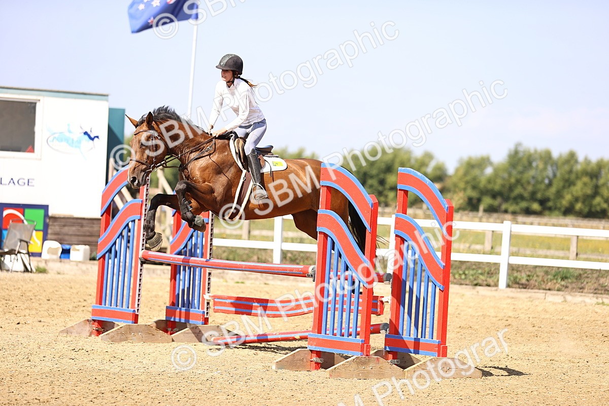 SBM_005896 - Class 9 - Senior British Novice - 90cm