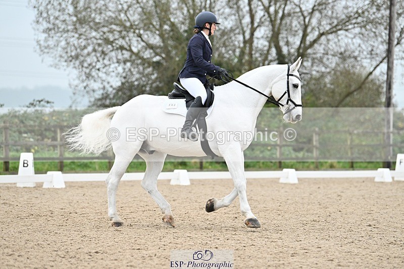 241103-141157-01902 - Novice 1 - 13.10 to 14.34