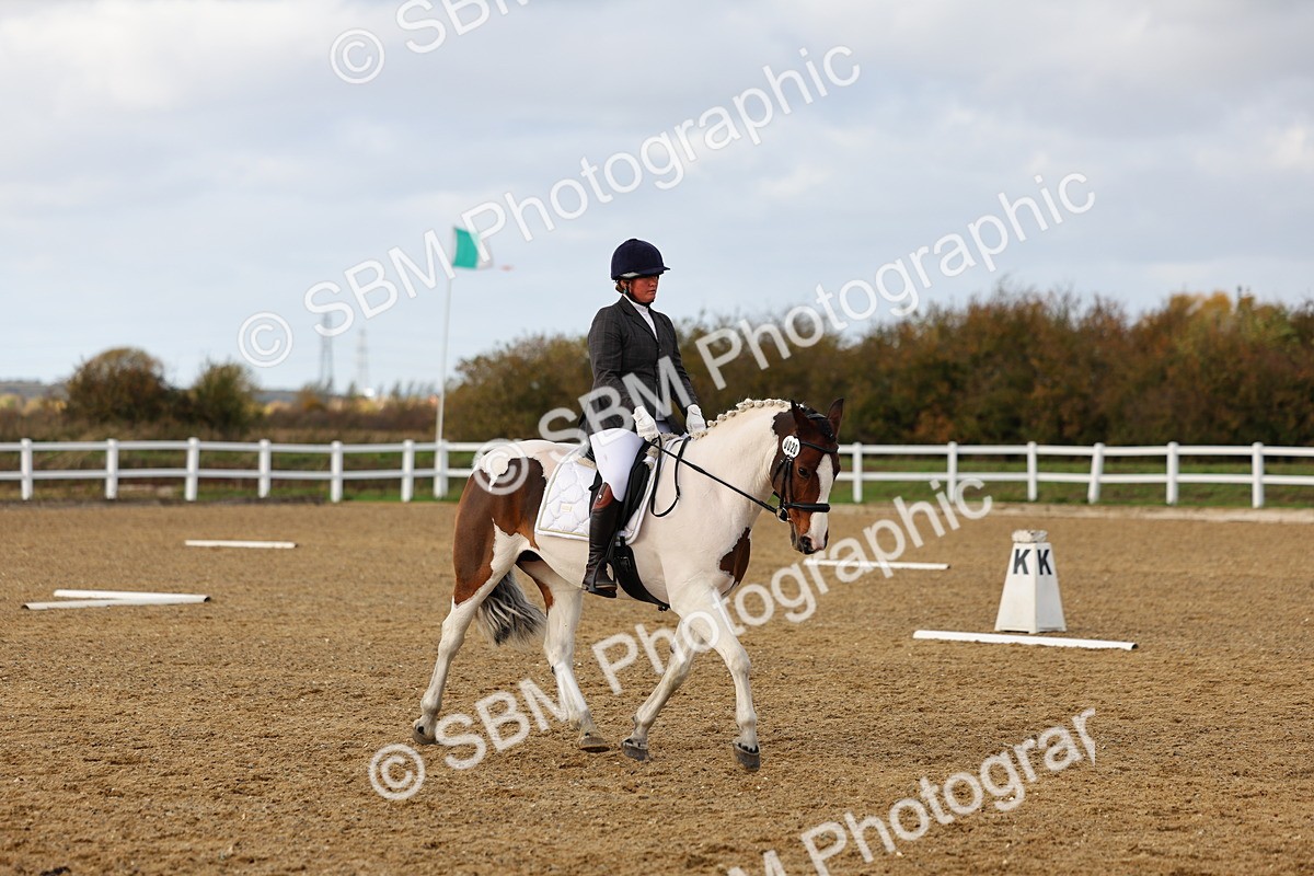 SBM_002668 - Class 8-11 - Novice 1-E1
