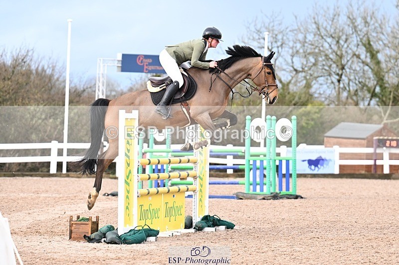 260128-132530-00553 - Snr Newcomers 1.10m