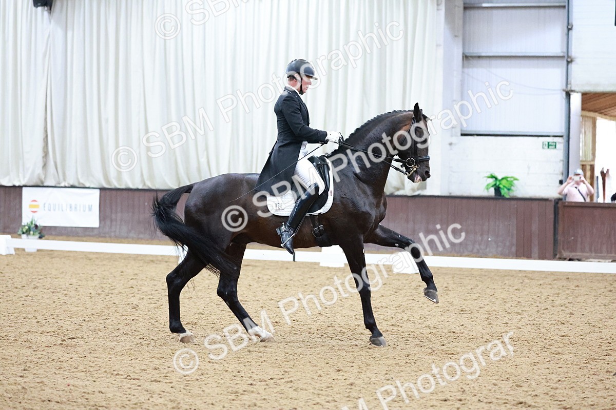 SBM_021446 - Class 14 - FEI Grand Prix - 17.40-18.34