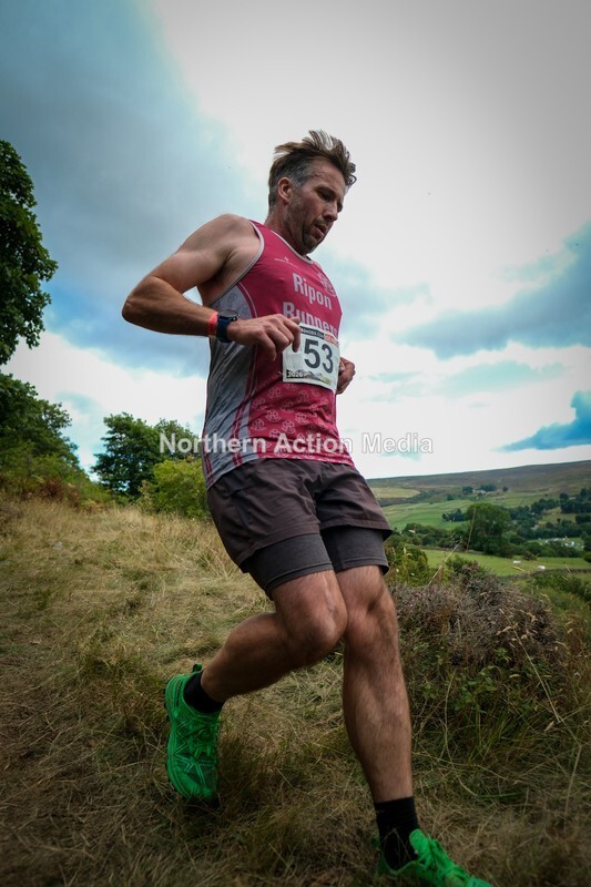 DSCF5272 - Reeth Fell race seniors