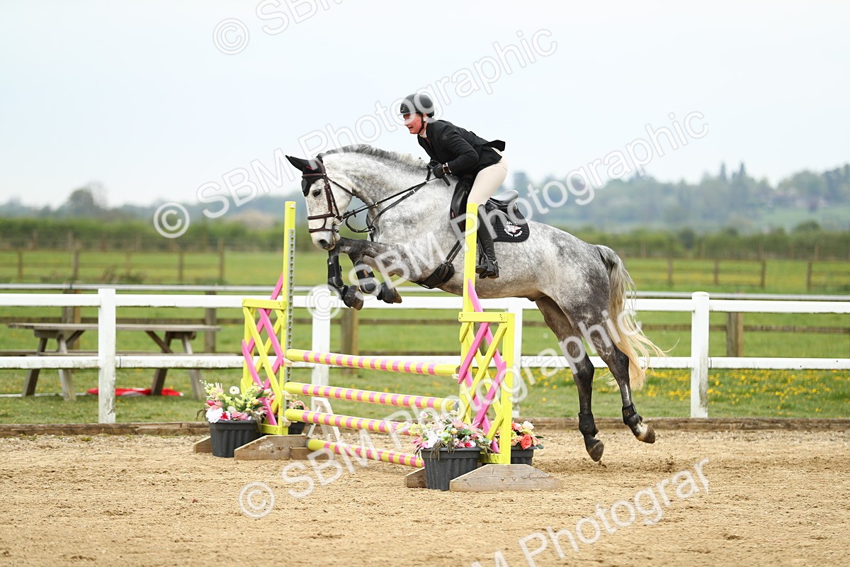 SBM_000577 - Class 2 - Senior British Novice 90cm