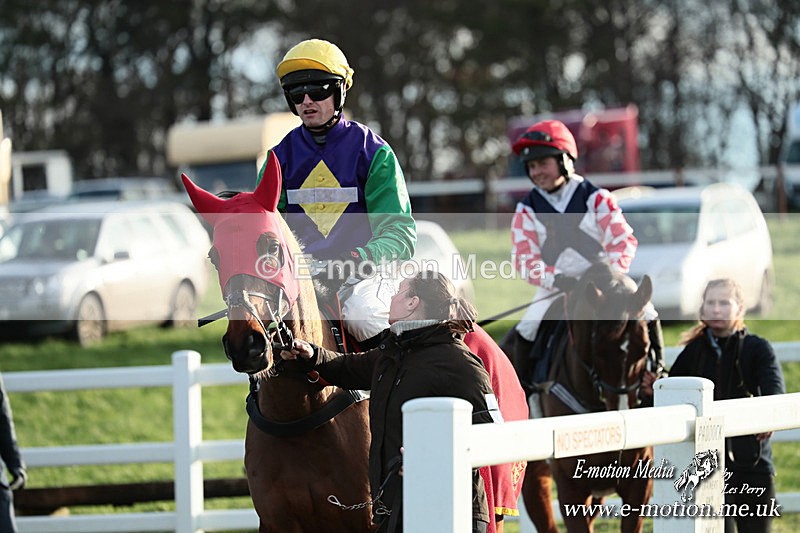 PtP 141225  2012 - New Forest Hounds PtP Larkhill 14/12/25