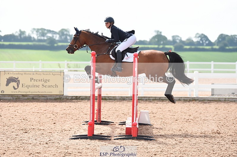 230902A-125056-01131 - Cls 9 1.10m Amateur Quali