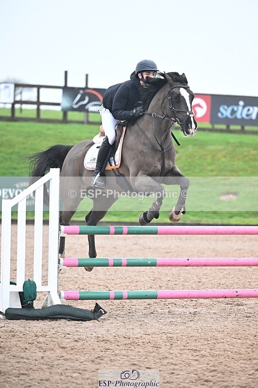 260121-124600-00313 - Snr Newcomers 1.10m