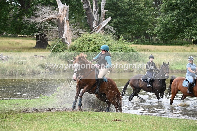 WJ7_3478 - Time at Water 12:15 to 12:50