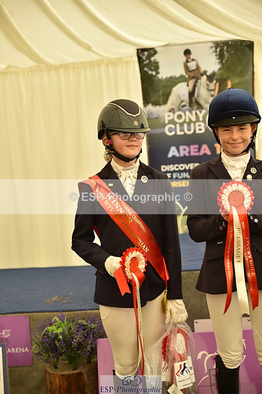 240824X-150138-30342 - D70 and 70cm SJ Presentations