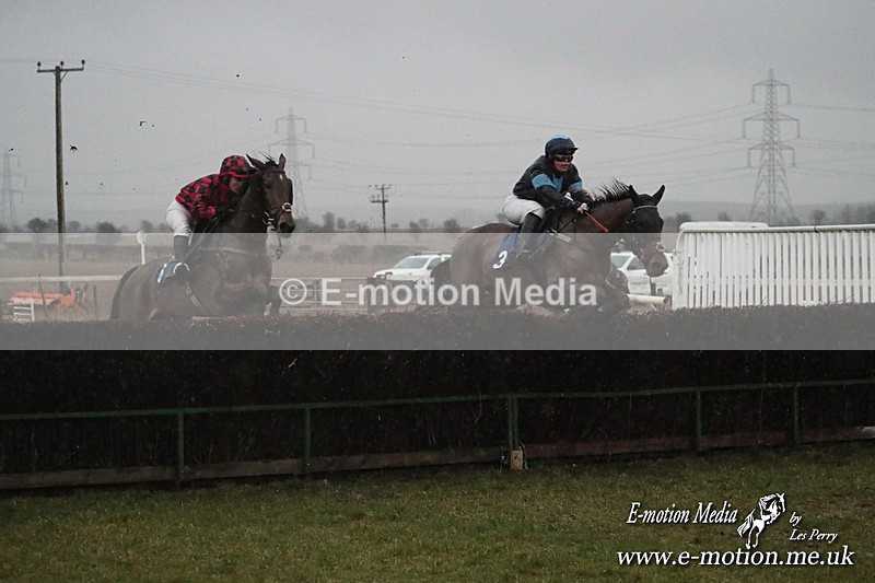 PtP 260125 1235 - Cocklebarrow Point-to-Point racing with the Heythrop Hunt 26/01/25