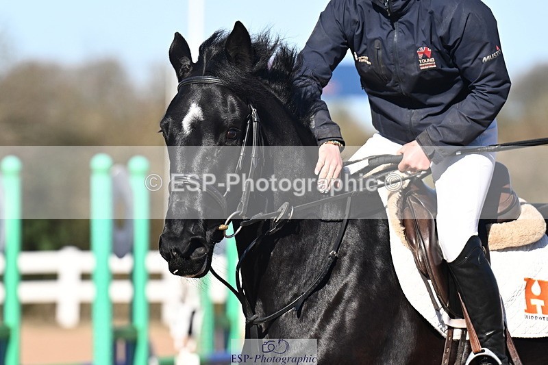 260318B-095108-00007 - Clear Round & Brit Nov 90cm