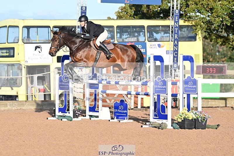 231015A-091433-06893 - Cls 28 Newcomers & 1.10m Open