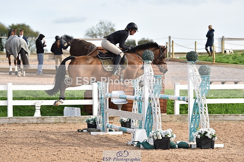 231015A-142912-08712 - Cls 26 1.05m Grand Prix