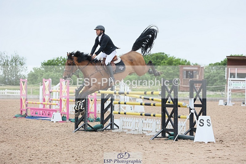 250524-132335-05027 - Cls 15 Snr Fox 1st Rnd