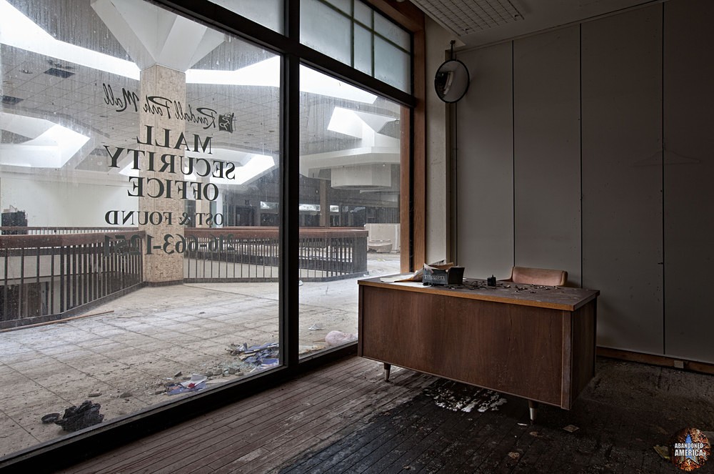 Randall Park Mall (North Randall, OH) | Mall Security Office Window - Randall Park Mall