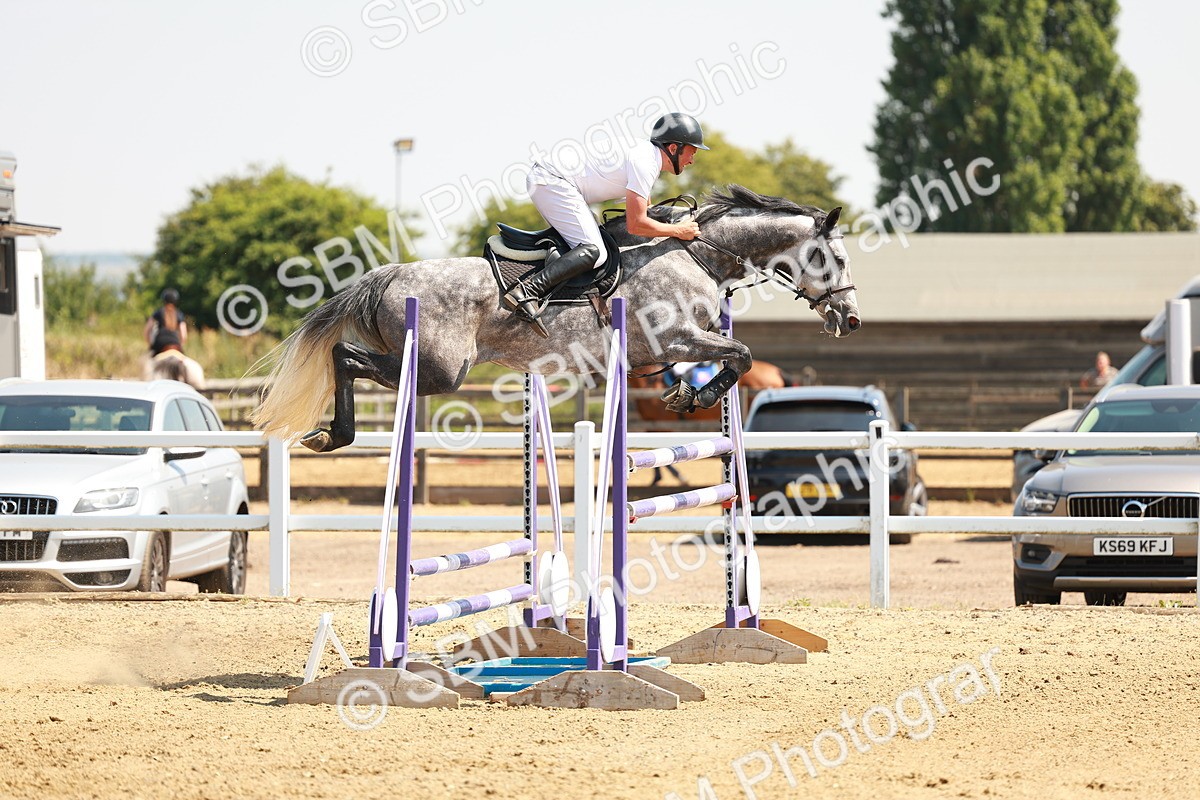 SBM_002068 - Class 5 - Senior Foxhunter - 1.20m