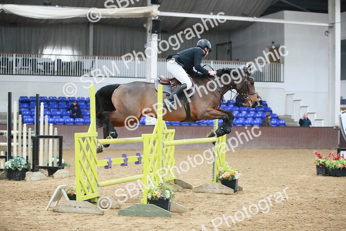 SBM_001185 - Class 4 - Senior Newcomers - 1.10m Open