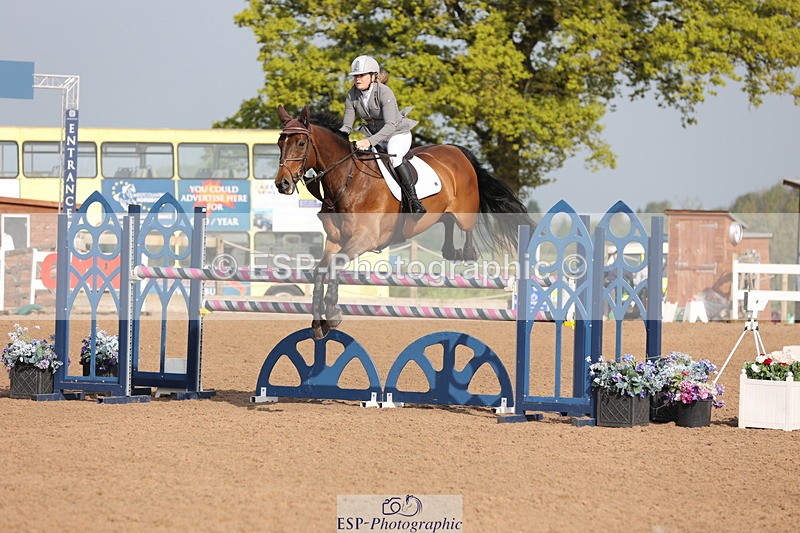 240511A-085213-10826 - Cls 32 Foxhunter