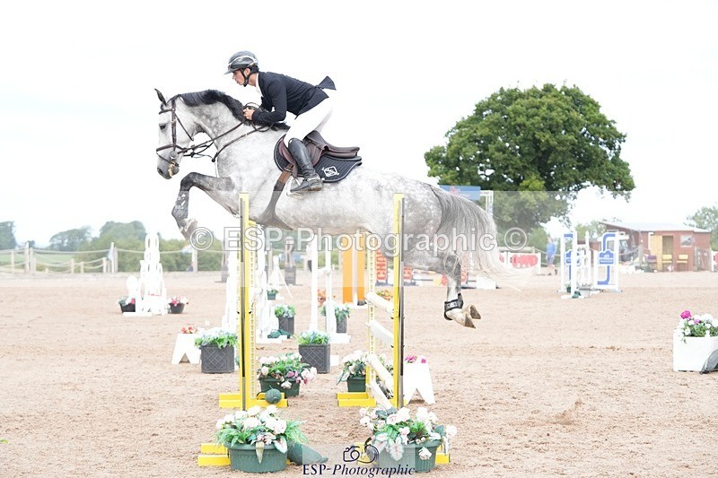 250801-100006-03563 - Cls 13 Snr Newc 1st Rnd