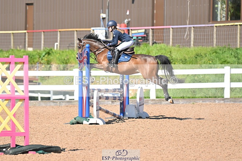 240504A-160327-02688 - Cls 22 & 23 Stepping Stones 128cm & 138cm & Under11's