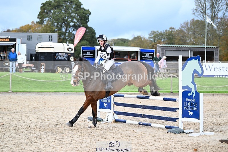 241117-140606-04421 - Cls 3 90-95cm 14.00 to 15.00