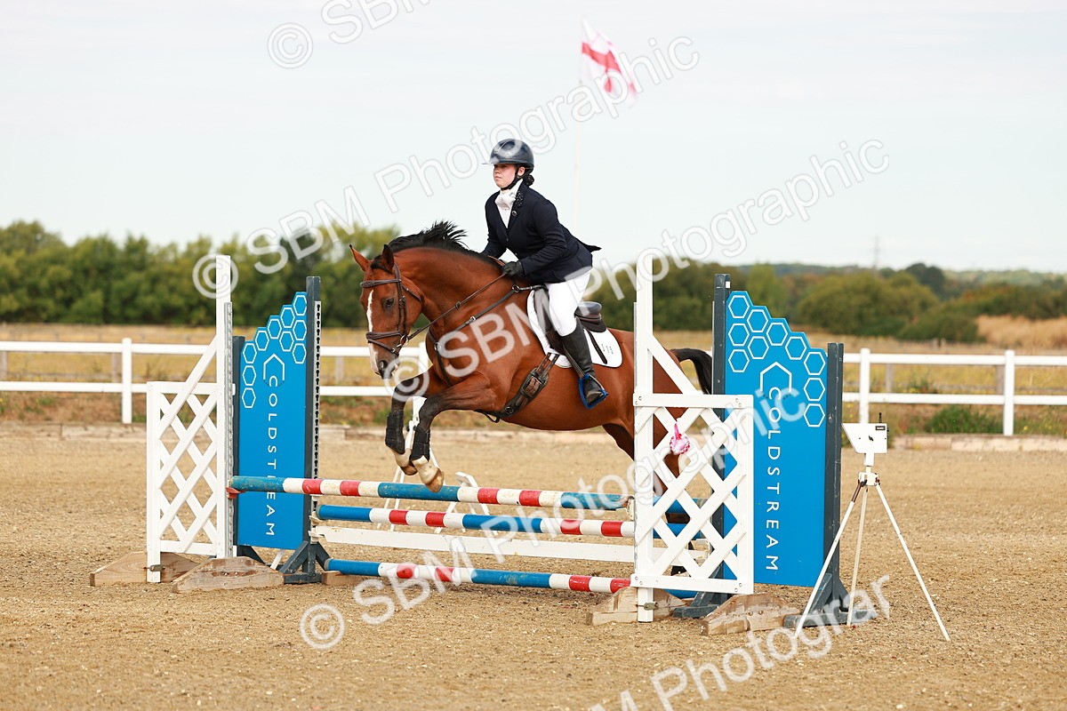 SBM_002018 - Class 8 - Clear Round