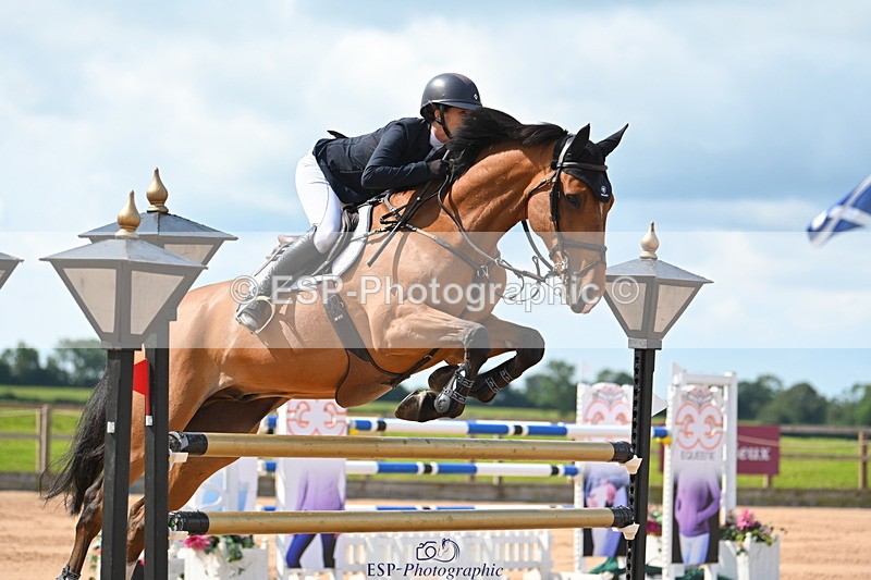 230721A-104644-05437 - Cls 6, 2 Star Medium 1.35m