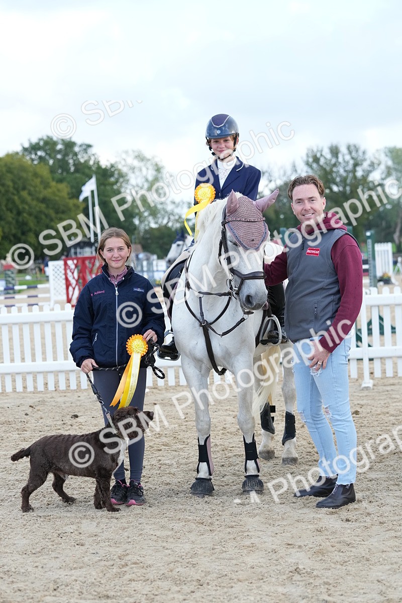 SBM_29208 - J43 - Horse & Hound Open 50cm