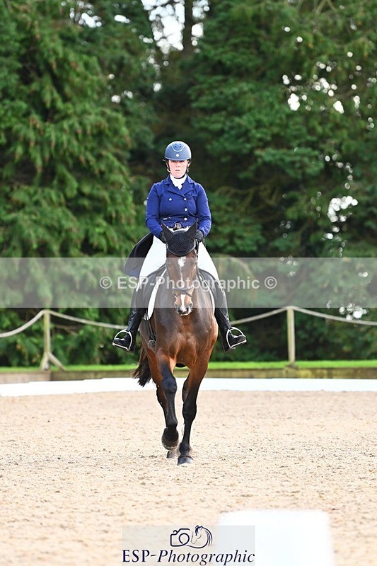 231021-144924-18801 - 255-CLOUDBERRY.BLUE-Isabelle.Downes-DR