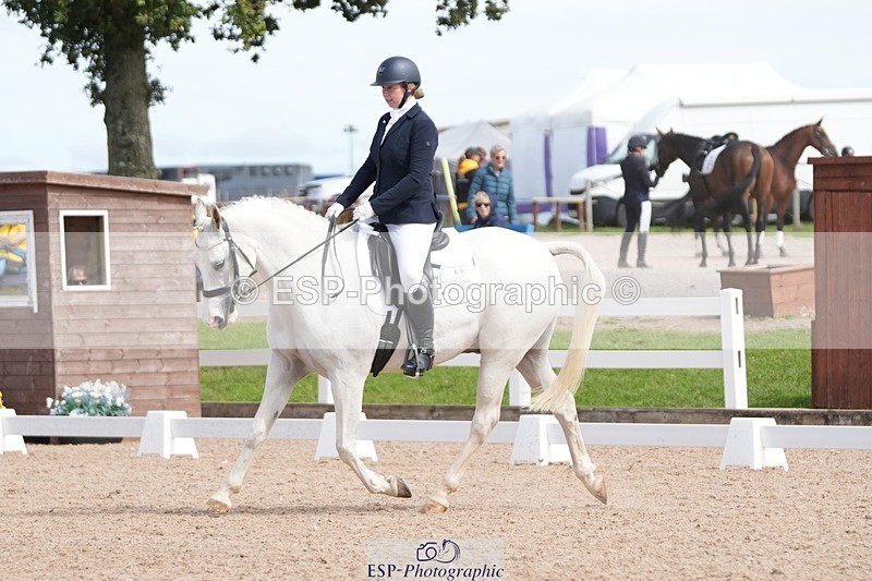 250906-130712-03520 - 065-Jessica.PerrySilver.Secret