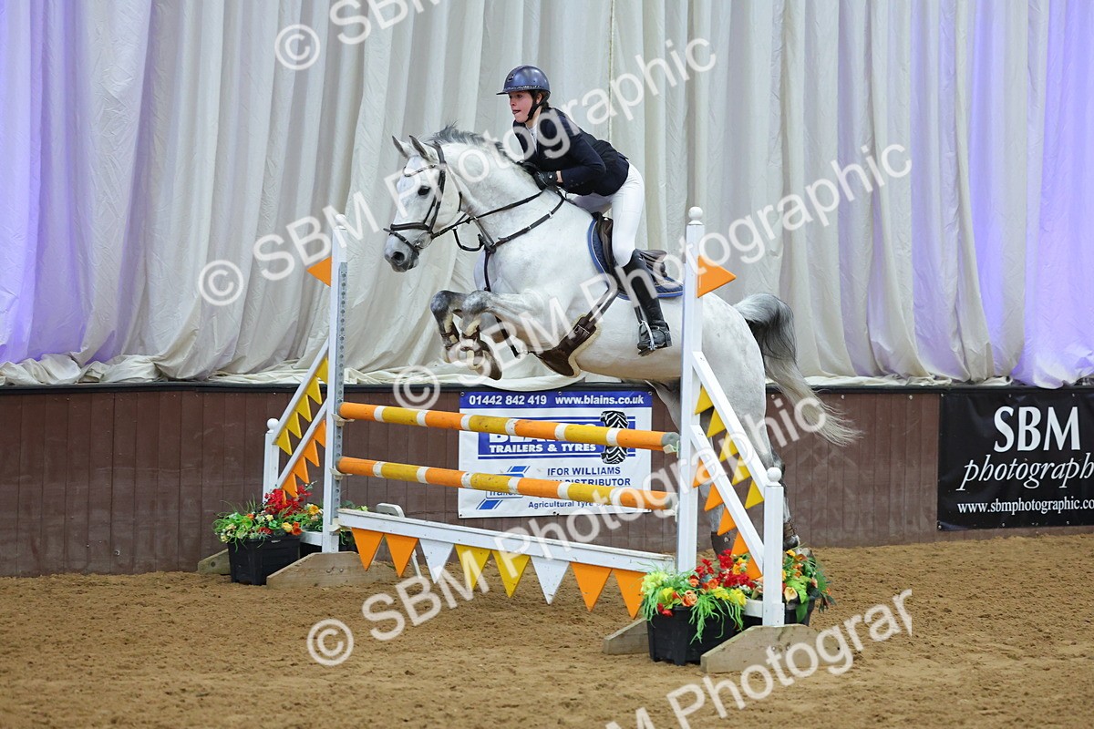 SBM_010109 - Class 21 - Nupafeed Supplements Senior Discovery/ 1m Open - First Round (1.00m)