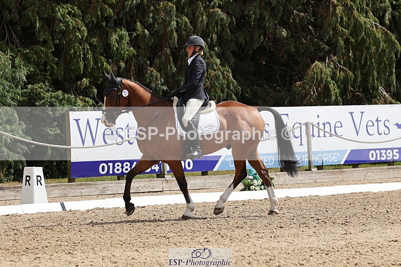 250809A-142631-04008 - 023-Abbie.BurbidgeFeeling.Fantastic