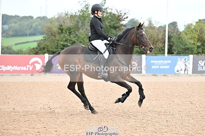 250920-110309-00361 - Cls 22+23 Club and Schools 70cm