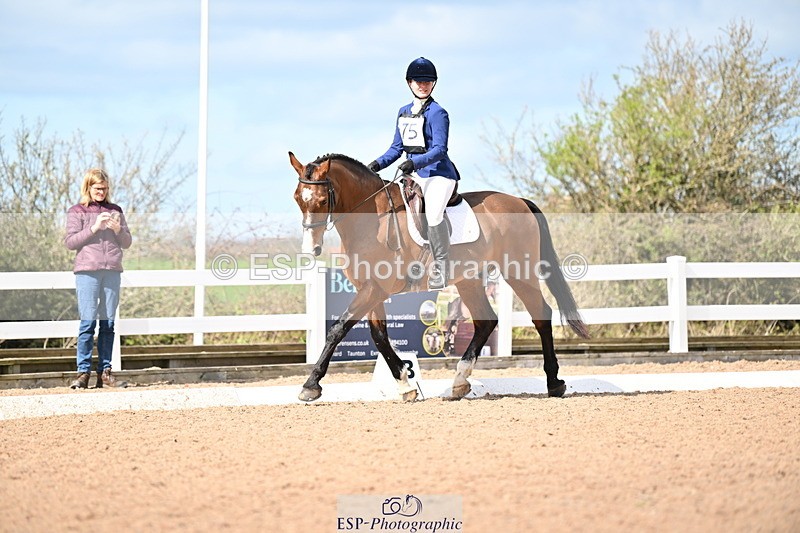 240324A-121919-02217 - Novice 28, 12.15 to 13.00