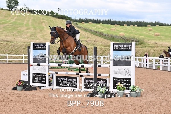 BPP_7908 - CLASS 16 FRI GFS Saddles Senior Newcomers/1.10m Open