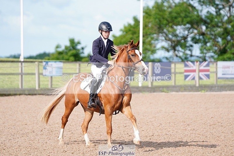 250608-091142-01703 - Cls 2 Pony Intro 70cm